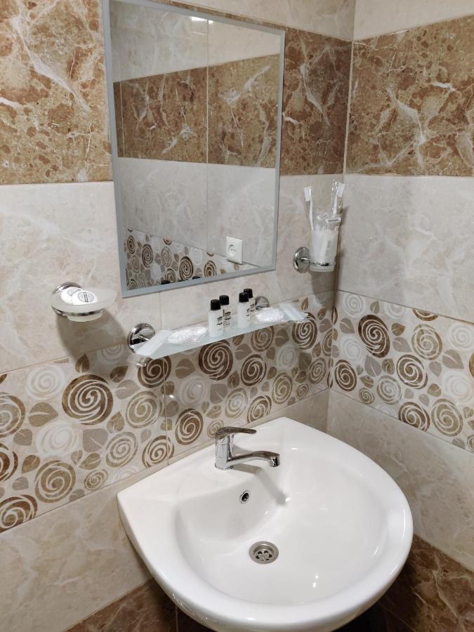 Richmind Hotel Vagharshapat Εξωτερικό φωτογραφία